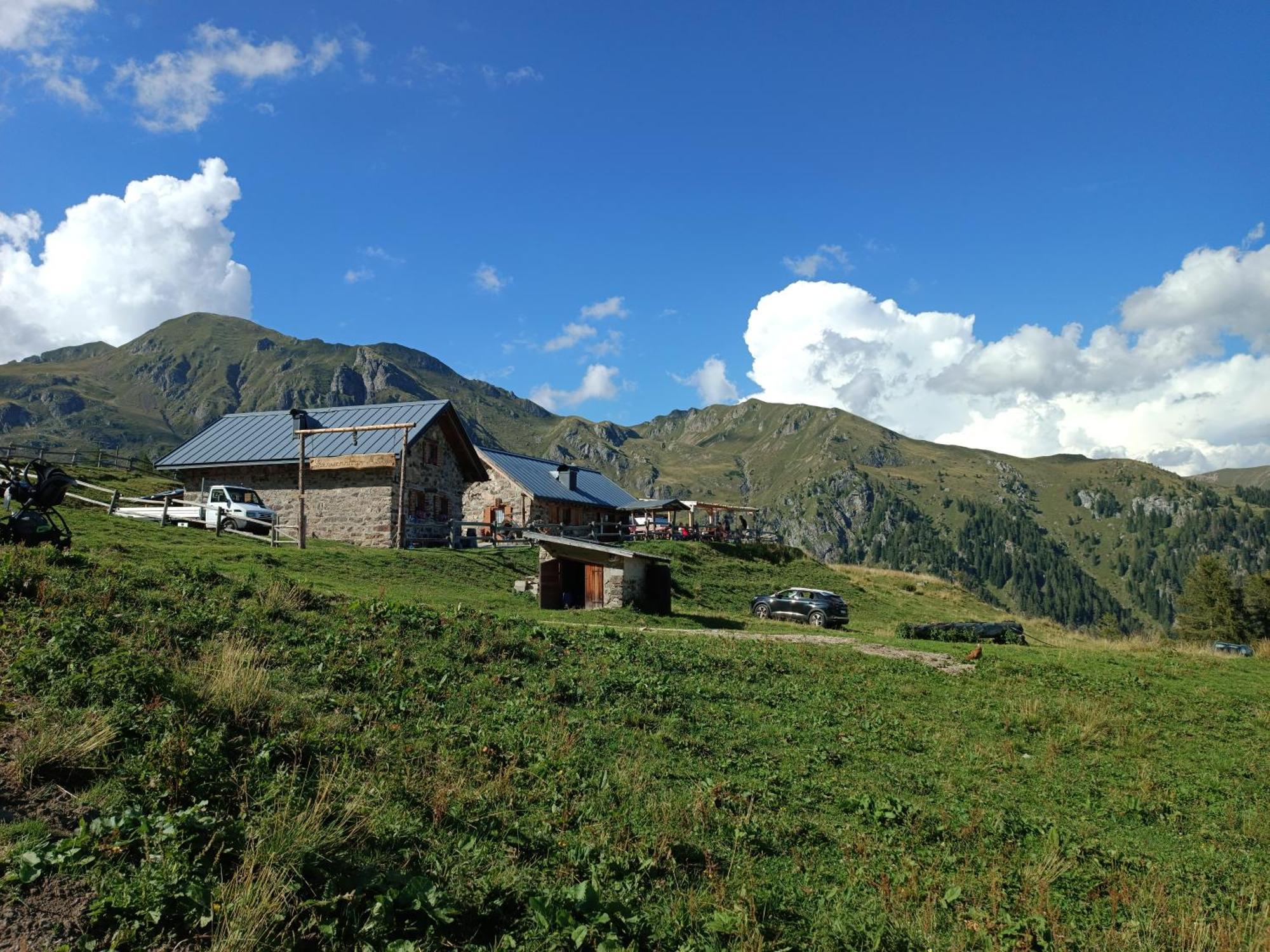 Casa Vacanze Lavanda & Rosmarino Telve Esterno foto